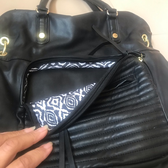 Steve Madden Black Expandable Purse - Picture 6 of 16